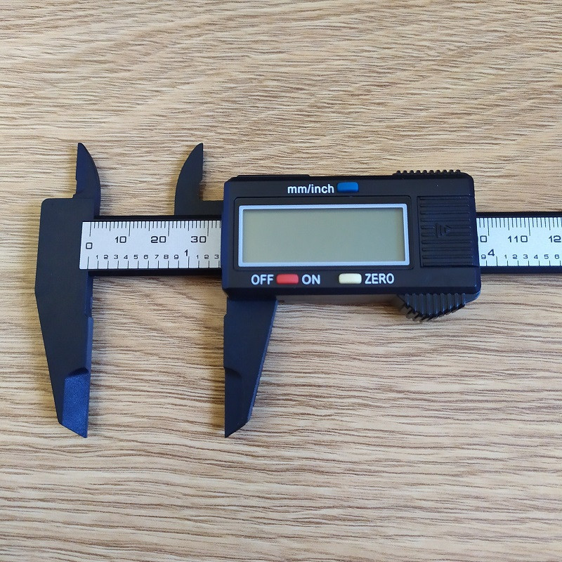 150mm LCD Carbon Fiber Electronic Digital Vernier Caliper Micrometer Measuring