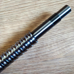 SFU 2510-4 lodīšu pārvadskrūve, lodīšu skrūvpārvads С7 ar balstu komplektu