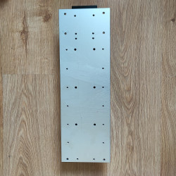 Z-ass, lineāra izpildmehānisms. Gājiens 200mm - 250 mm. Skrūves solis 5-10mm. Nema 34