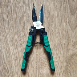 Electrician Pliers Needle Nose 9 in 1 for Clamping Screwing Wire Stripping  Cutting  Splitting