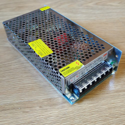 AC 110V-220V to DC 15V 2,5A X 75W Switch Power Supply